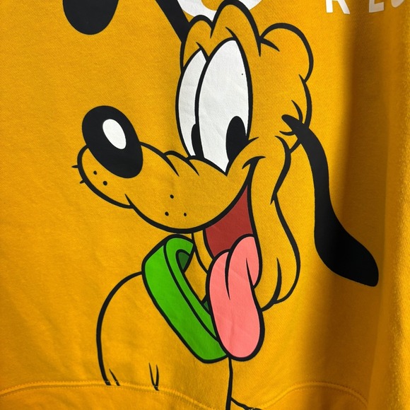 Disneyland Resort Pluto Large Graphic Sweatshirt Yellow Pullover Top Size L - Picture 2 of 6